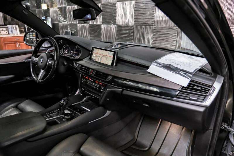 2016 BMW X6 xDrive50i
