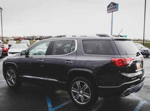 2017 GMC Acadia Denali