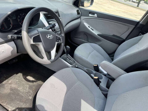 2014 Hyundai Accent GS