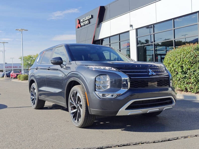 2025 Mitsubishi Outlander PHEV SE
