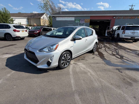 2015 Toyota Prius c One