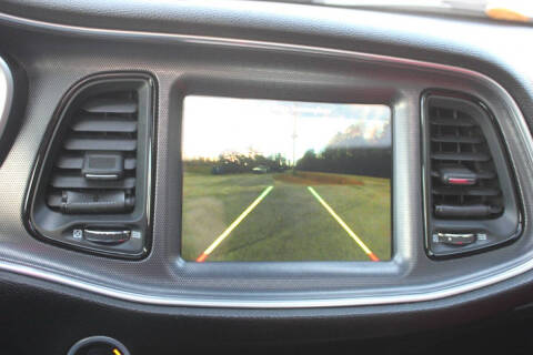 2018 Dodge Challenger SXT Plus