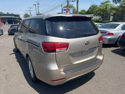2017 Kia Sedona LX