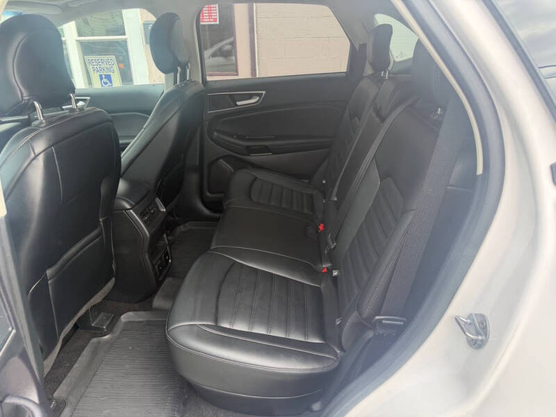 2019 Ford Edge SEL