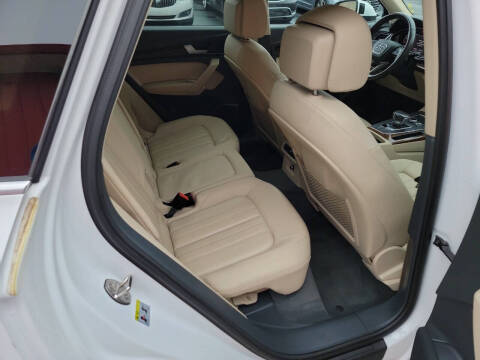 2018 Audi Q5 2.0T quattro Premium Plus