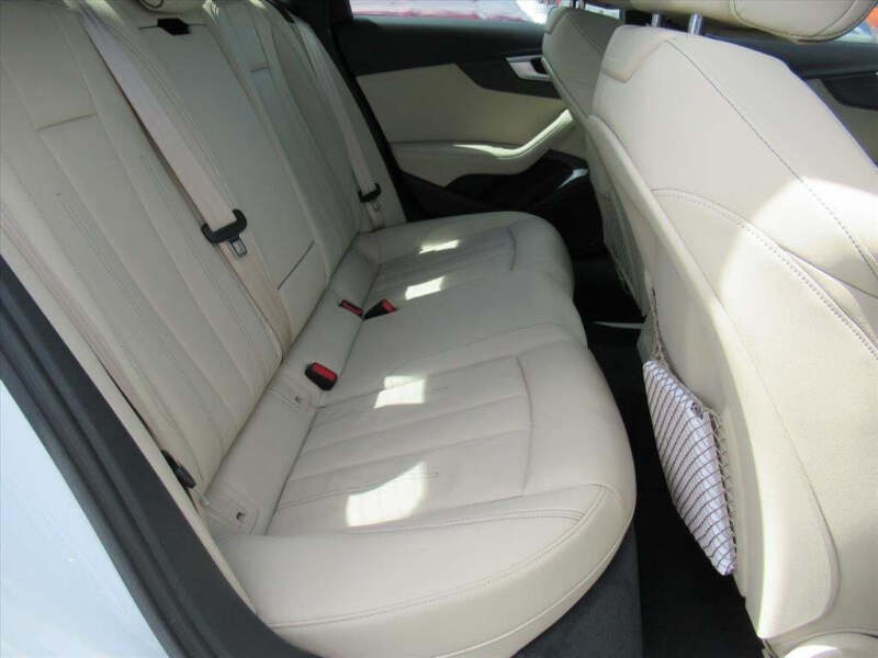 2021 Audi A4 quattro S line Prem Plus 45 TFSI