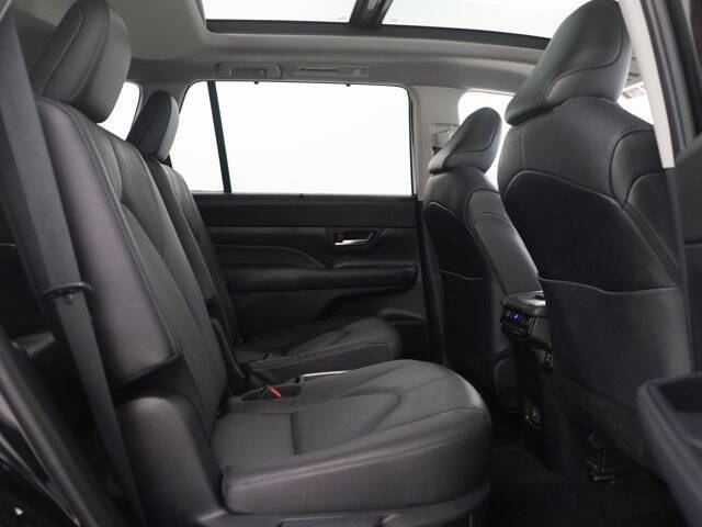 2025 Toyota Grand Highlander Platinum