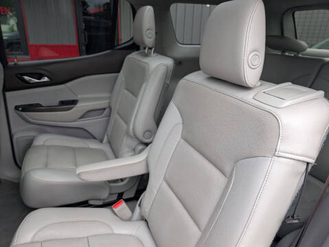 2017 GMC Acadia SLT-1