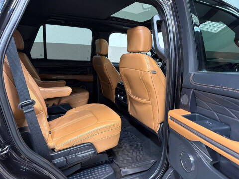 2023 Ford Expedition Platinum