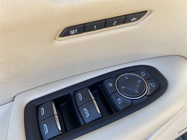 2017 Cadillac XT5 Luxury