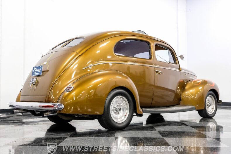 1940 Ford Deluxe