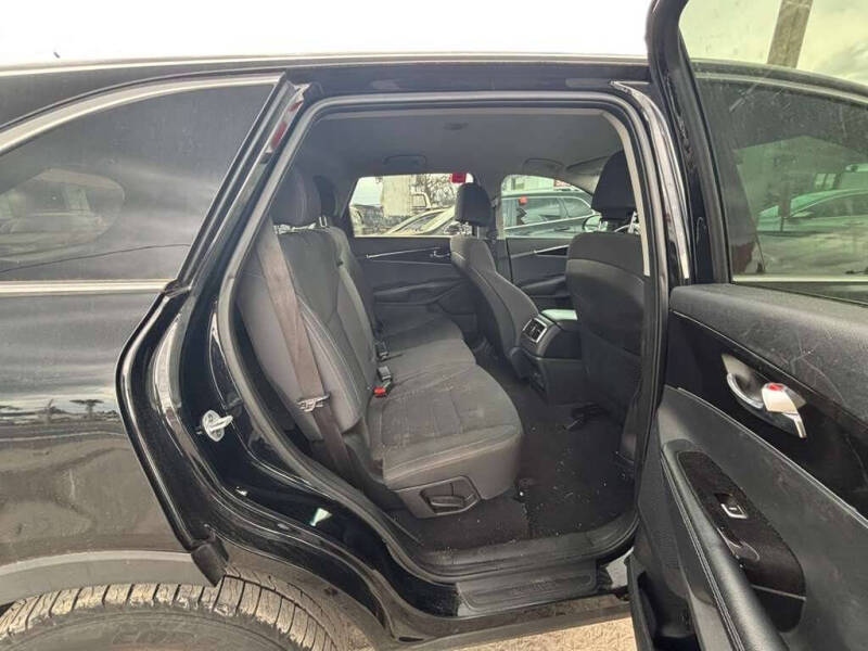 2017 Kia Sorento LX