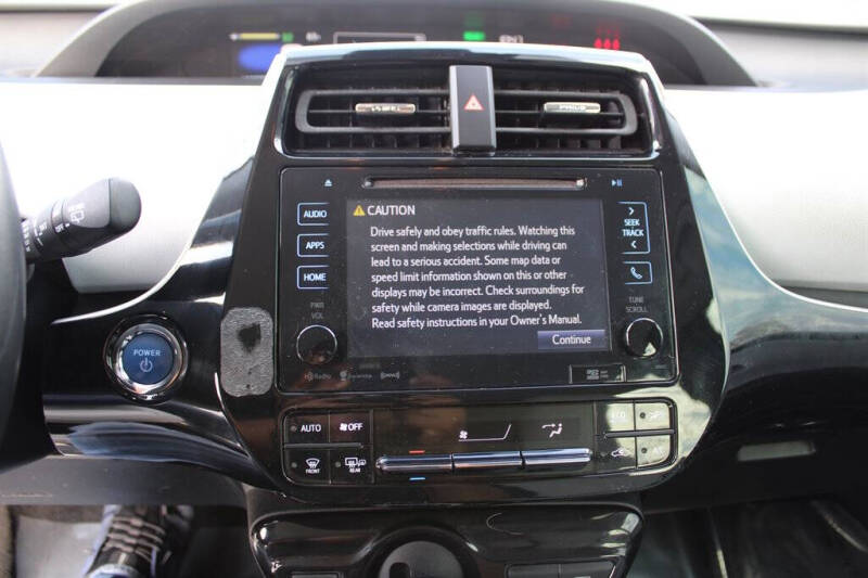 2017 Toyota Prius Three Touring