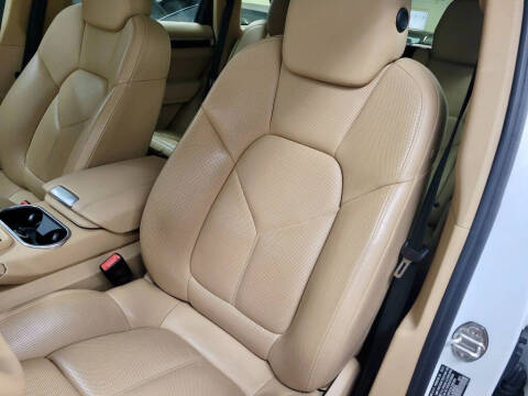 2012 Porsche Cayenne Tiptronic