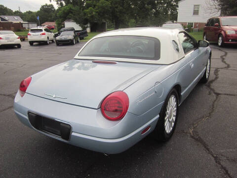 2004 Ford Thunderbird Deluxe