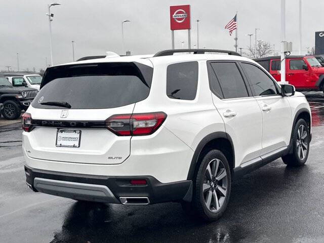 2023 Honda Pilot Elite