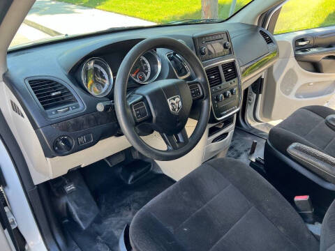 2012 RAM C/V