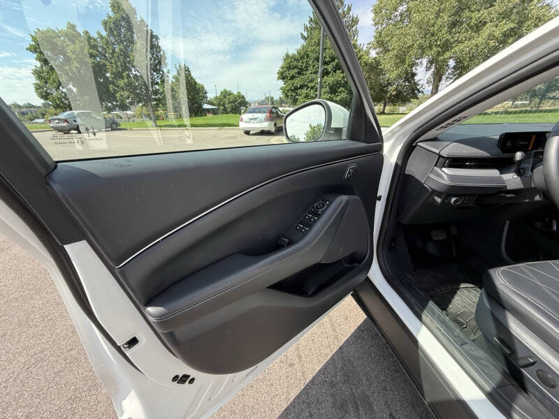 2021 Ford Mustang Mach-E Select