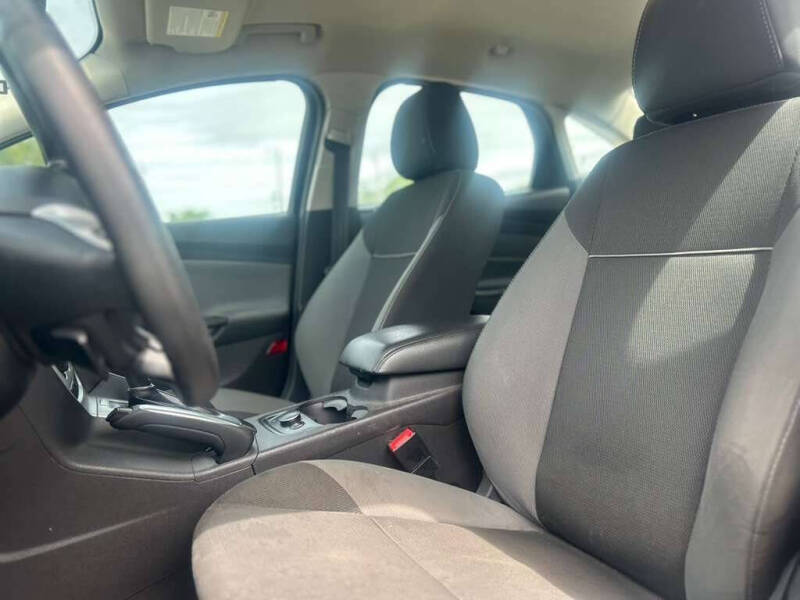 2014 Ford Focus SE