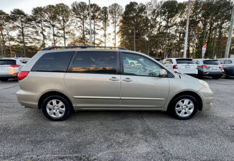 2008 Toyota Sienna XLE