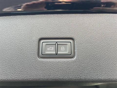 2024 Audi Q8 quattro Prestige 55 TFSI