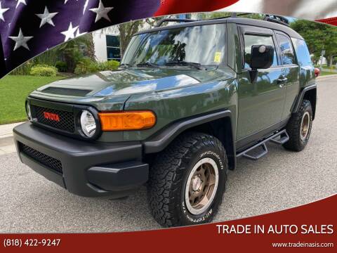 2013 Toyota FJ Cruiser for sale at Trade In Auto Sales in Van Nuys CA