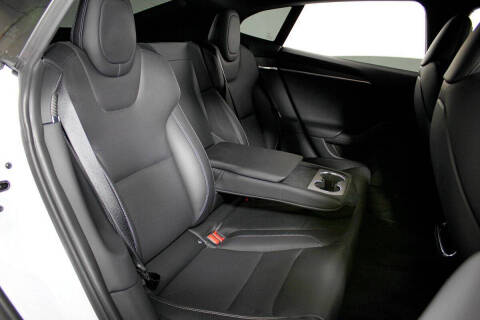 2022 Tesla Model S Plaid