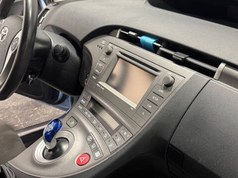 2012 Toyota Prius Plug-in Hybrid Advanced