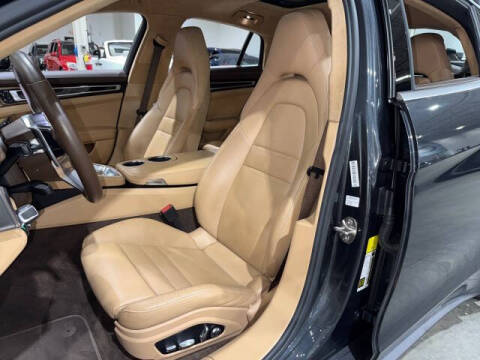 2017 Porsche Panamera Turbo