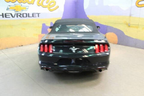 2017 Ford Mustang V6