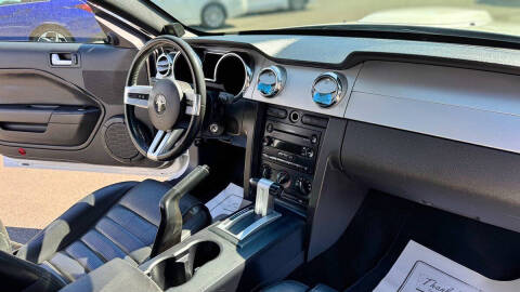 2006 Ford Mustang GT Deluxe