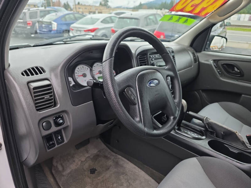 2006 Ford Escape XLS