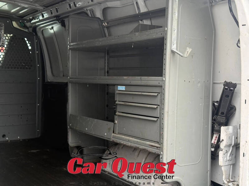 2022 GMC Savana 2500