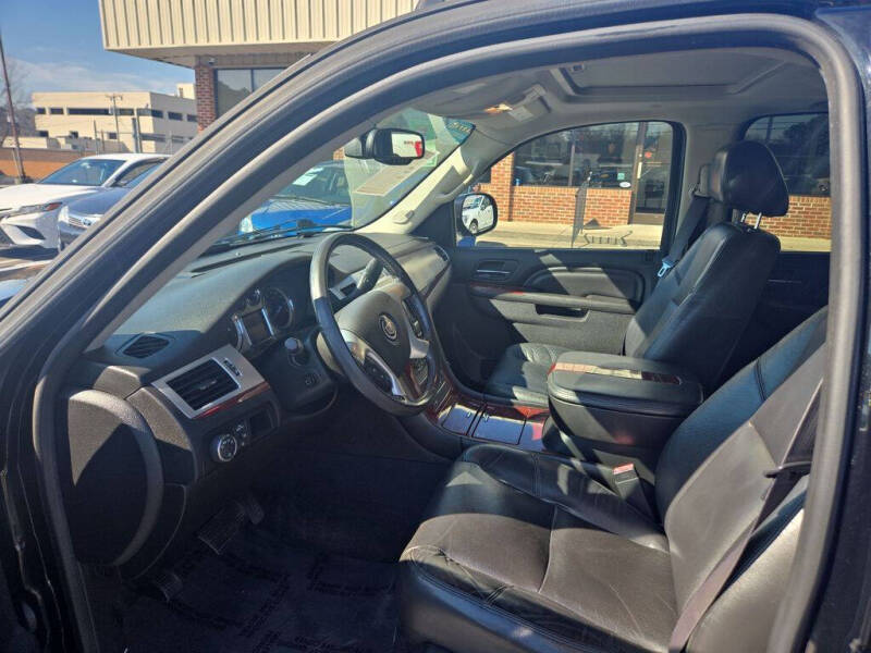 2011 Cadillac Escalade EXT Luxury