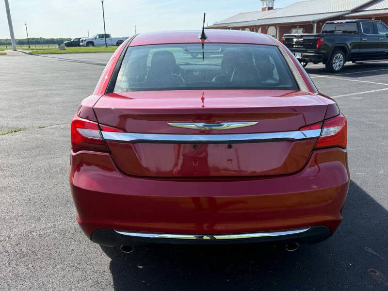 2014 Chrysler 200 Limited