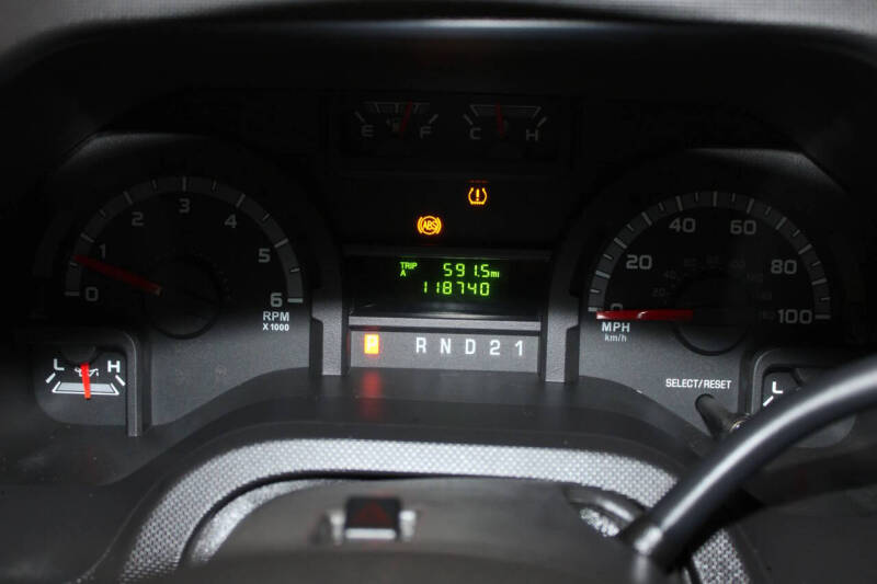 2009 Ford E-Series E-350 SD