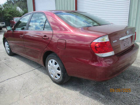 2005 Toyota Camry LE