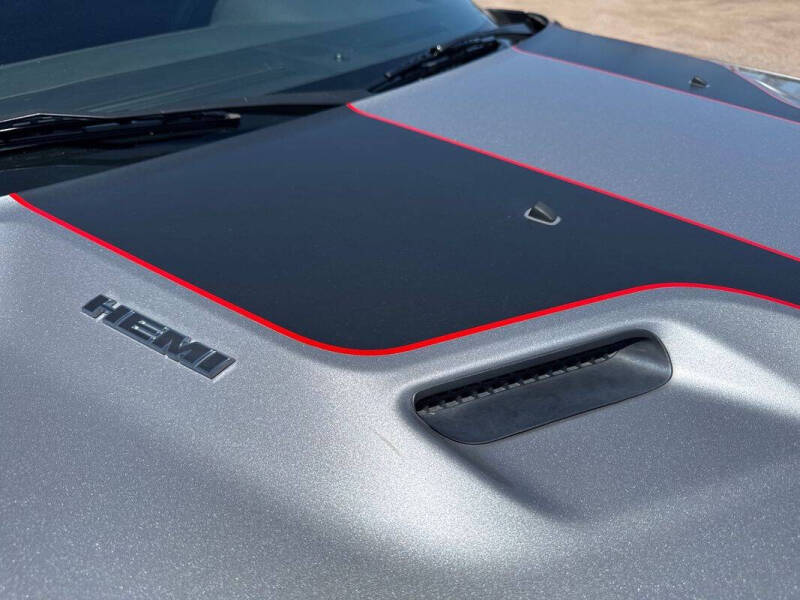 2014 Dodge Challenger R/T Plus