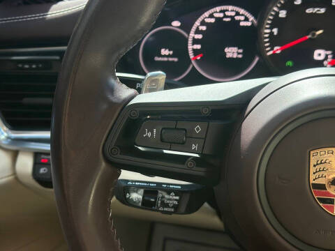 2023 Porsche Panamera GTS