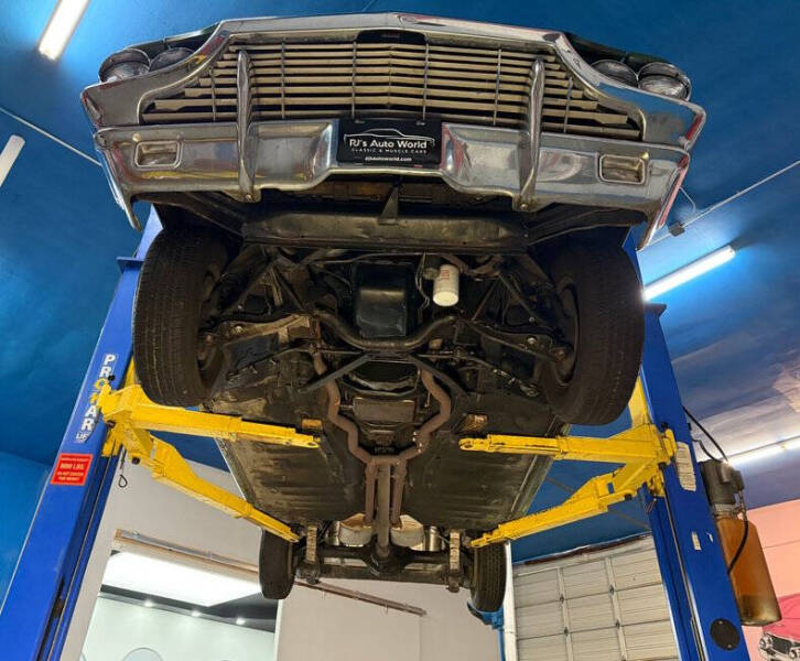 1965 Ford Thunderbird