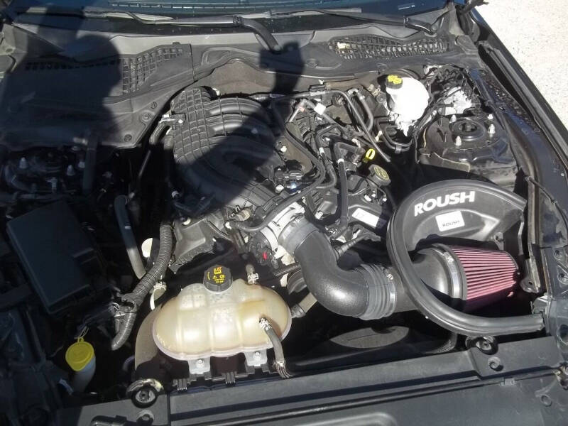 2017 Ford Mustang V6