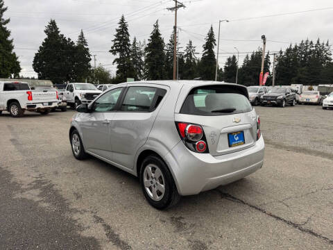2013 Chevrolet Sonic LS Auto