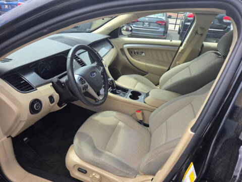 2019 Ford Taurus SEL