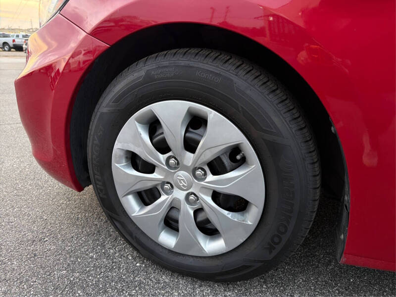 2016 Hyundai Accent