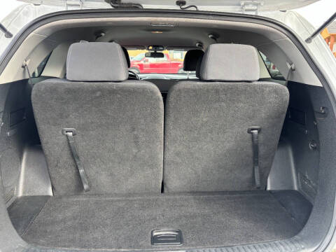 2019 Kia Sorento S V6