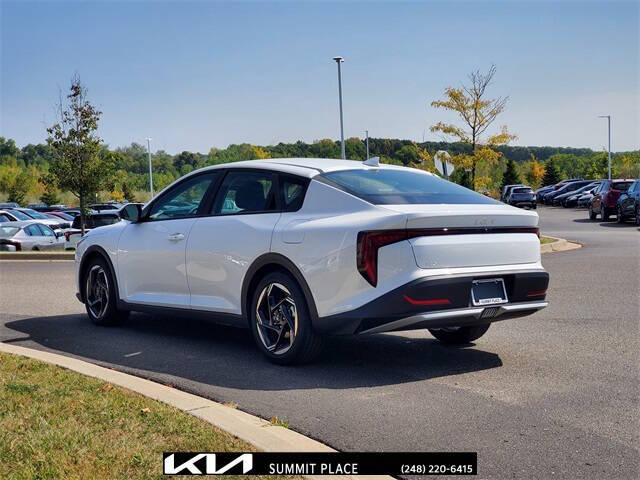 2025 Kia K4 EX