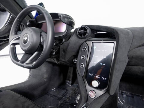 2024 McLaren 750S Spider