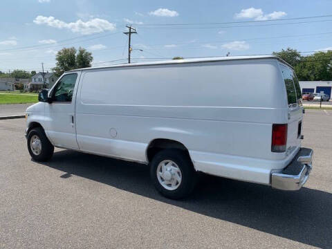 2003 Ford E-Series E-250