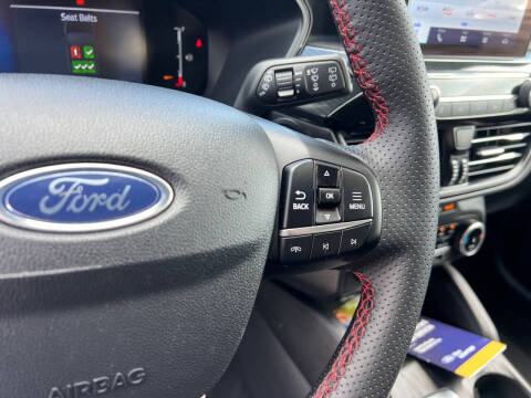 2025 Ford Escape ST-Line Select