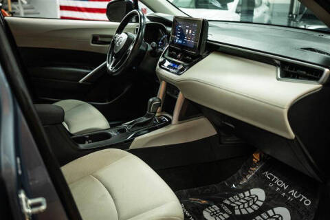 2023 Toyota Corolla Cross LE